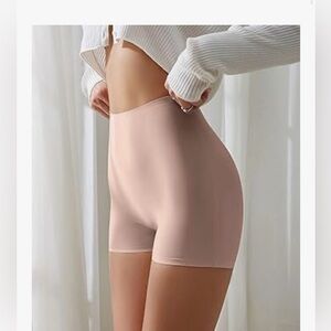 Seamless Nude High-Waisted Shorts